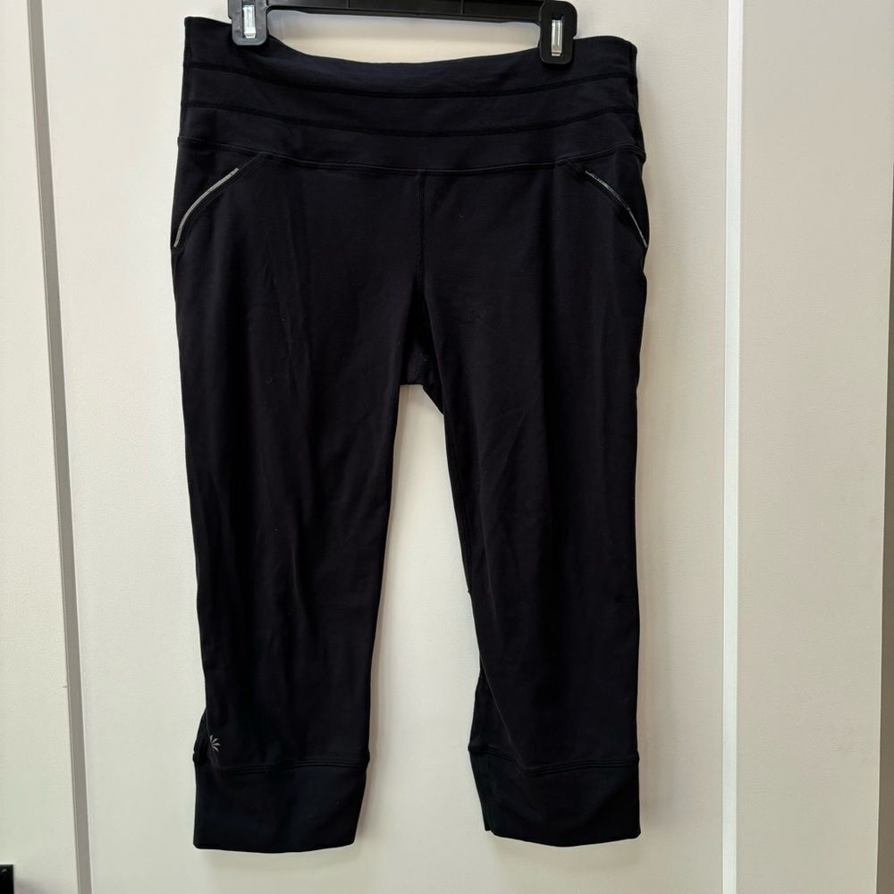 Athleta black 1/2 length crop legging, 2‎ pair womens size L - Picture 11 of 16